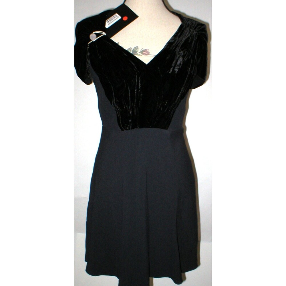 New Womens 4 NWT Italy Prada Dress Black 40 Velvet Silk Acetate Short Sleeves
